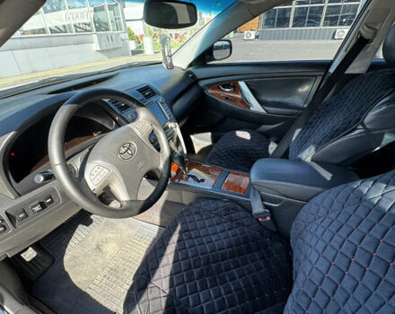 Сірий Тойота Камрі, об'ємом двигуна 2.4 л та пробігом 270 тис. км за 6150 $, фото 22 на Automoto.ua