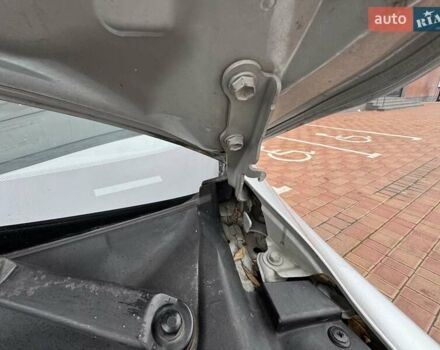 Серый Тойота Камри, объемом двигателя 3.5 л и пробегом 223 тыс. км за 8300 $, фото 65 на Automoto.ua