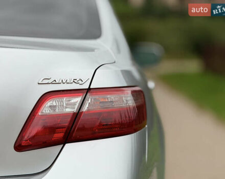 Сірий Тойота Камрі, об'ємом двигуна 2.36 л та пробігом 327 тис. км за 9699 $, фото 13 на Automoto.ua