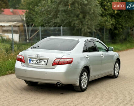 Сірий Тойота Камрі, об'ємом двигуна 2.36 л та пробігом 327 тис. км за 9699 $, фото 11 на Automoto.ua