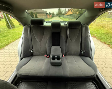 Сірий Тойота Камрі, об'ємом двигуна 2.36 л та пробігом 327 тис. км за 9699 $, фото 31 на Automoto.ua