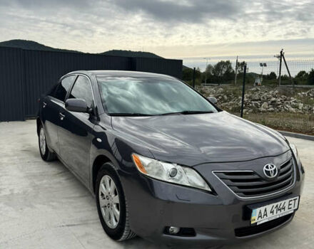 Серый Тойота Камри, объемом двигателя 3.5 л и пробегом 230 тыс. км за 10200 $, фото 15 на Automoto.ua