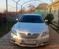 Серый Тойота Камри, объемом двигателя 3.46 л и пробегом 181 тыс. км за 10700 $, фото 1 на Automoto.ua