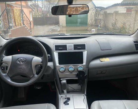 Серый Тойота Камри, объемом двигателя 2.36 л и пробегом 300 тыс. км за 8200 $, фото 6 на Automoto.ua