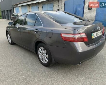 Серый Тойота Камри, объемом двигателя 3.5 л и пробегом 264 тыс. км за 8700 $, фото 4 на Automoto.ua