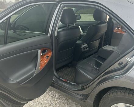 Серый Тойота Камри, объемом двигателя 3.5 л и пробегом 99 тыс. км за 13500 $, фото 5 на Automoto.ua