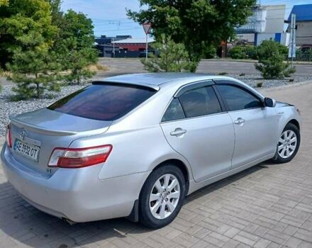Серый Тойота Камри, объемом двигателя 2.4 л и пробегом 300 тыс. км за 8300 $, фото 3 на Automoto.ua
