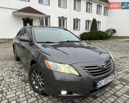 Сірий Тойота Камрі, об'ємом двигуна 3.46 л та пробігом 400 тис. км за 8800 $, фото 12 на Automoto.ua