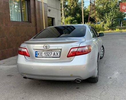 Сірий Тойота Камрі, об'ємом двигуна 3.46 л та пробігом 235 тис. км за 7850 $, фото 5 на Automoto.ua