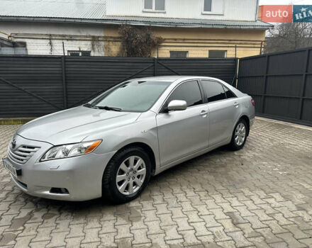 Серый Тойота Камри, объемом двигателя 2.4 л и пробегом 240 тыс. км за 7700 $, фото 11 на Automoto.ua