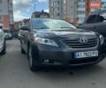 Серый Тойота Камри, объемом двигателя 3.46 л и пробегом 286 тыс. км за 9800 $, фото 1 на Automoto.ua