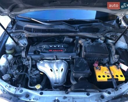 Серый Тойота Камри, объемом двигателя 2.36 л и пробегом 179 тыс. км за 9700 $, фото 18 на Automoto.ua