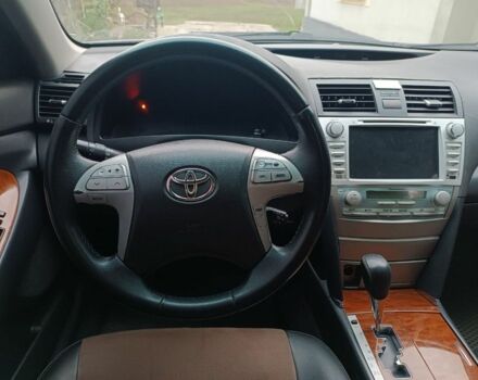 Сірий Тойота Камрі, об'ємом двигуна 2.4 л та пробігом 362 тис. км за 8000 $, фото 10 на Automoto.ua