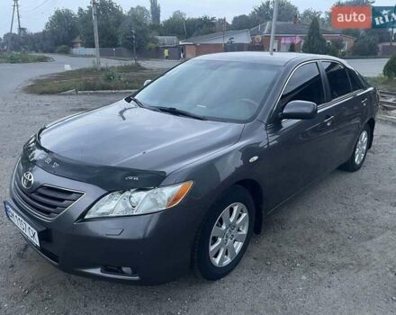 Сірий Тойота Камрі, об'ємом двигуна 3.46 л та пробігом 171 тис. км за 10400 $, фото 11 на Automoto.ua