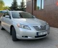 Сірий Тойота Камрі, об'ємом двигуна 3.46 л та пробігом 235 тис. км за 7850 $, фото 2 на Automoto.ua