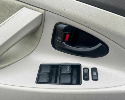 Серый Тойота Камри, объемом двигателя 2.4 л и пробегом 320 тыс. км за 5990 $, фото 14 на Automoto.ua