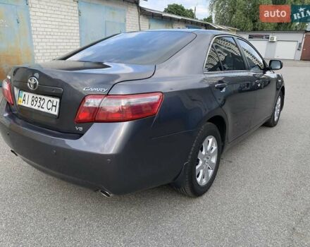 Серый Тойота Камри, объемом двигателя 3.5 л и пробегом 264 тыс. км за 8700 $, фото 6 на Automoto.ua