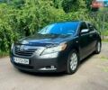 Сірий Тойота Камрі, об'ємом двигуна 3.5 л та пробігом 303 тис. км за 9500 $, фото 1 на Automoto.ua
