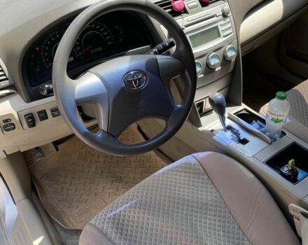 Серый Тойота Камри, объемом двигателя 2.4 л и пробегом 200 тыс. км за 5200 $, фото 3 на Automoto.ua