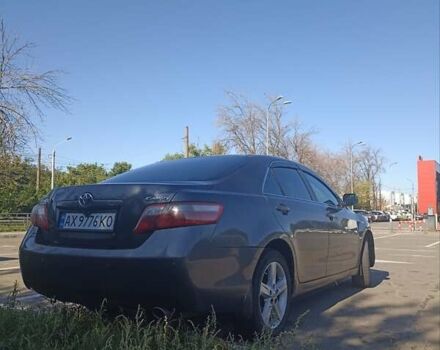 Серый Тойота Камри, объемом двигателя 2.4 л и пробегом 400 тыс. км за 7500 $, фото 5 на Automoto.ua