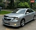 Серый Тойота Камри, объемом двигателя 2.36 л и пробегом 240 тыс. км за 7650 $, фото 1 на Automoto.ua