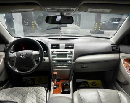 Сірий Тойота Камрі, об'ємом двигуна 3.5 л та пробігом 226 тис. км за 8500 $, фото 12 на Automoto.ua