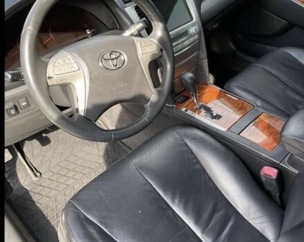 Серый Тойота Камри, объемом двигателя 2.4 л и пробегом 238 тыс. км за 7500 $, фото 1 на Automoto.ua