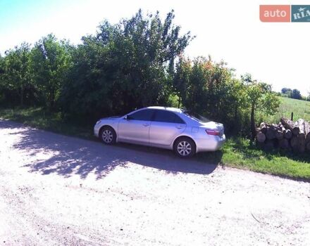 Сірий Тойота Камрі, об'ємом двигуна 2.4 л та пробігом 270 тис. км за 7600 $, фото 1 на Automoto.ua