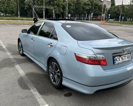 Серый Тойота Камри, объемом двигателя 2.36 л и пробегом 316 тыс. км за 8000 $, фото 7 на Automoto.ua