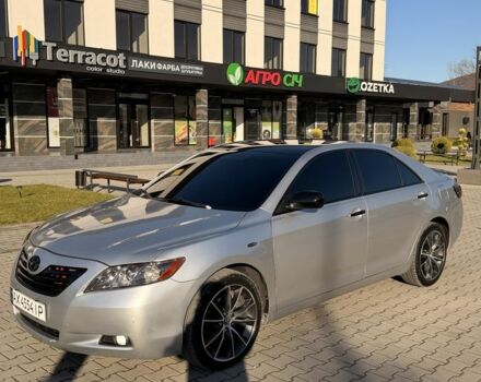 Серый Тойота Камри, объемом двигателя 2.4 л и пробегом 400 тыс. км за 9999 $, фото 3 на Automoto.ua