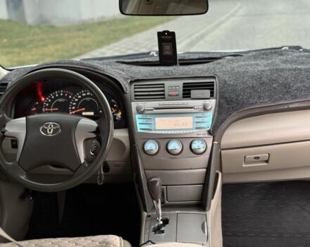 Серый Тойота Камри, объемом двигателя 2.4 л и пробегом 320 тыс. км за 5350 $, фото 16 на Automoto.ua