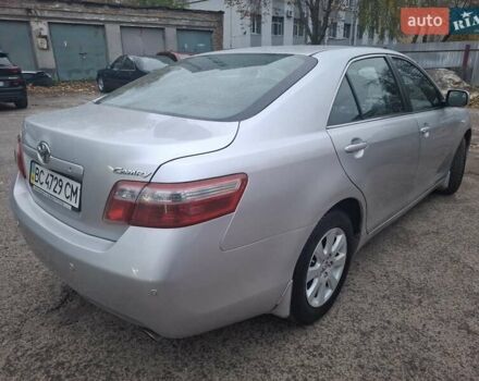 Серый Тойота Камри, объемом двигателя 2.4 л и пробегом 268 тыс. км за 7800 $, фото 6 на Automoto.ua