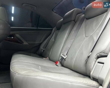 Сірий Тойота Камрі, об'ємом двигуна 3.46 л та пробігом 226 тис. км за 8500 $, фото 18 на Automoto.ua