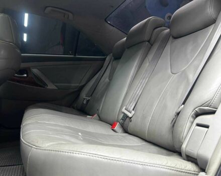 Сірий Тойота Камрі, об'ємом двигуна 3.5 л та пробігом 226 тис. км за 8500 $, фото 18 на Automoto.ua