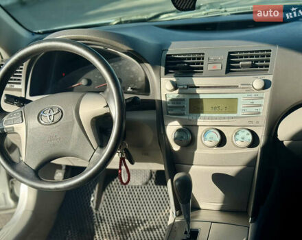 Тойота Камри 2008 в Жмеренке на Automoto.ua Серый Тойота Камри, объемом двигателя 2.36 л и пробегом 256 тыс. км за 8200 $, фото 13 на Automoto.ua