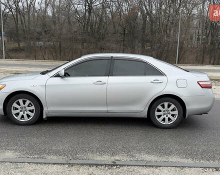 Серый Тойота Камри, объемом двигателя 3.46 л и пробегом 429 тыс. км за 8700 $, фото 10 на Automoto.ua