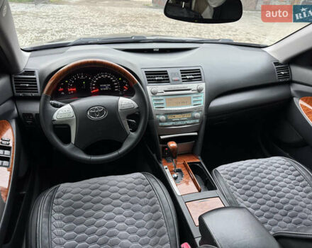 Сірий Тойота Камрі, об'ємом двигуна 3.46 л та пробігом 400 тис. км за 8800 $, фото 23 на Automoto.ua