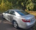 Сірий Тойота Камрі, об'ємом двигуна 2.2 л та пробігом 350 тис. км за 7300 $, фото 1 на Automoto.ua