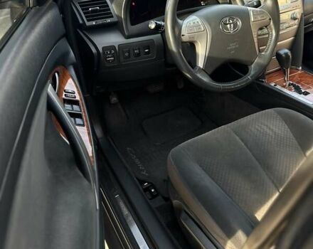 Серый Тойота Камри, объемом двигателя 2.36 л и пробегом 314 тыс. км за 8750 $, фото 36 на Automoto.ua