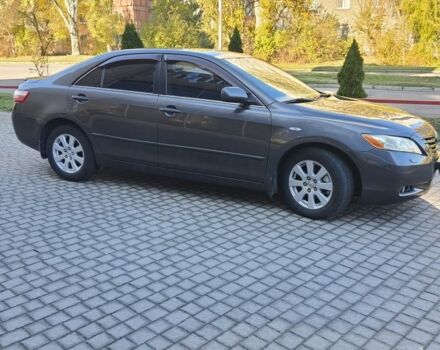 Серый Тойота Камри, объемом двигателя 2.4 л и пробегом 193 тыс. км за 9900 $, фото 6 на Automoto.ua