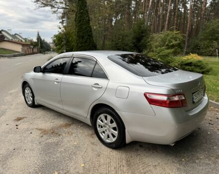 Сірий Тойота Камрі, об'ємом двигуна 3.5 л та пробігом 300 тис. км за 8500 $, фото 1 на Automoto.ua