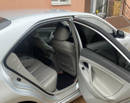 Серый Тойота Камри, объемом двигателя 2.36 л и пробегом 300 тыс. км за 8200 $, фото 9 на Automoto.ua