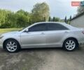 Серый Тойота Камри, объемом двигателя 2.4 л и пробегом 270 тыс. км за 8300 $, фото 1 на Automoto.ua