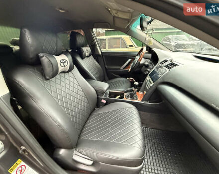 Сірий Тойота Камрі, об'ємом двигуна 2.4 л та пробігом 326 тис. км за 7500 $, фото 2 на Automoto.ua