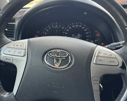 Сірий Тойота Камрі, об'ємом двигуна 2.4 л та пробігом 192 тис. км за 9500 $, фото 5 на Automoto.ua