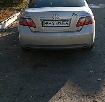 Серый Тойота Камри, объемом двигателя 3.46 л и пробегом 429 тыс. км за 7000 $, фото 2 на Automoto.ua