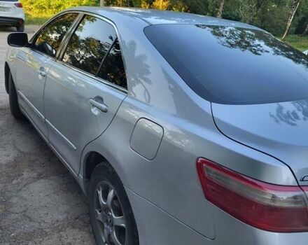 Серый Тойота Камри, объемом двигателя 2.36 л и пробегом 195 тыс. км за 6200 $, фото 6 на Automoto.ua