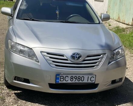 Серый Тойота Камри, объемом двигателя 2.4 л и пробегом 200 тыс. км за 5200 $, фото 2 на Automoto.ua