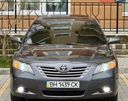 Сірий Тойота Камрі, об'ємом двигуна 2.4 л та пробігом 220 тис. км за 9100 $, фото 5 на Automoto.ua