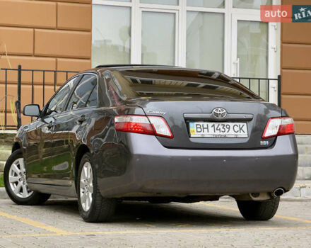 Сірий Тойота Камрі, об'ємом двигуна 2.4 л та пробігом 220 тис. км за 9100 $, фото 38 на Automoto.ua